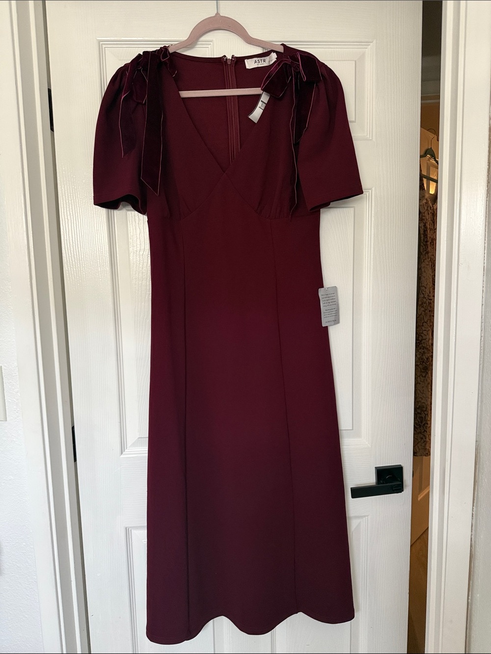 ASTR V-Neck Bow Detail Midi Dress - Picture 2 of 6